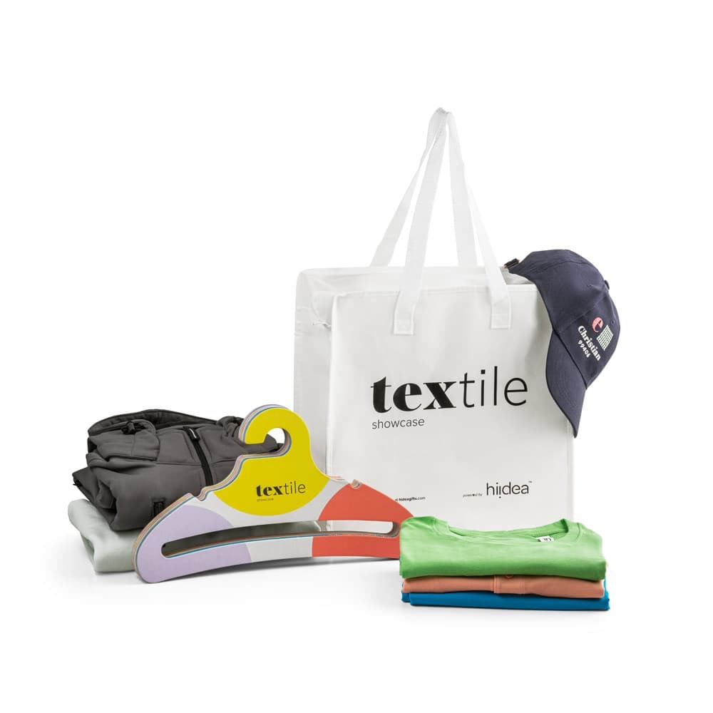 TEXTILE SHOWCASE 4