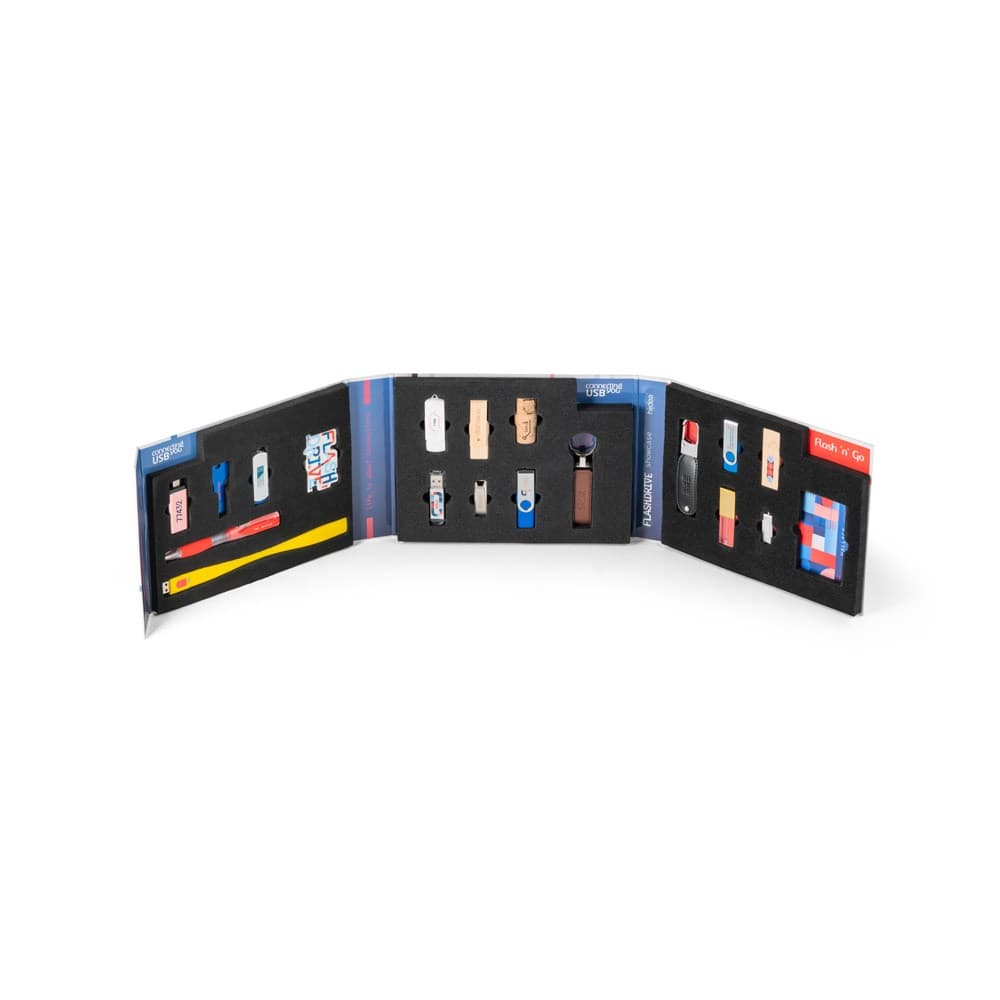 FLASH DRIVE SHOWCASE 4